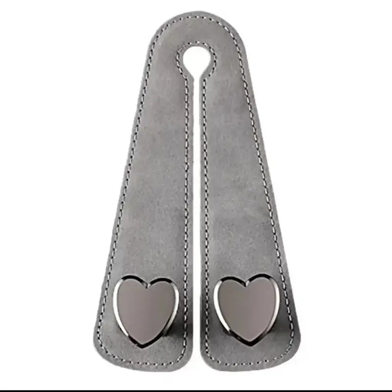 Heart Shape Metal Car Seat Headrest Hooks 2 in 1 Leather Car Seat Back Hook Purse and Bag Backpack Double Hook Car Seat Hanger